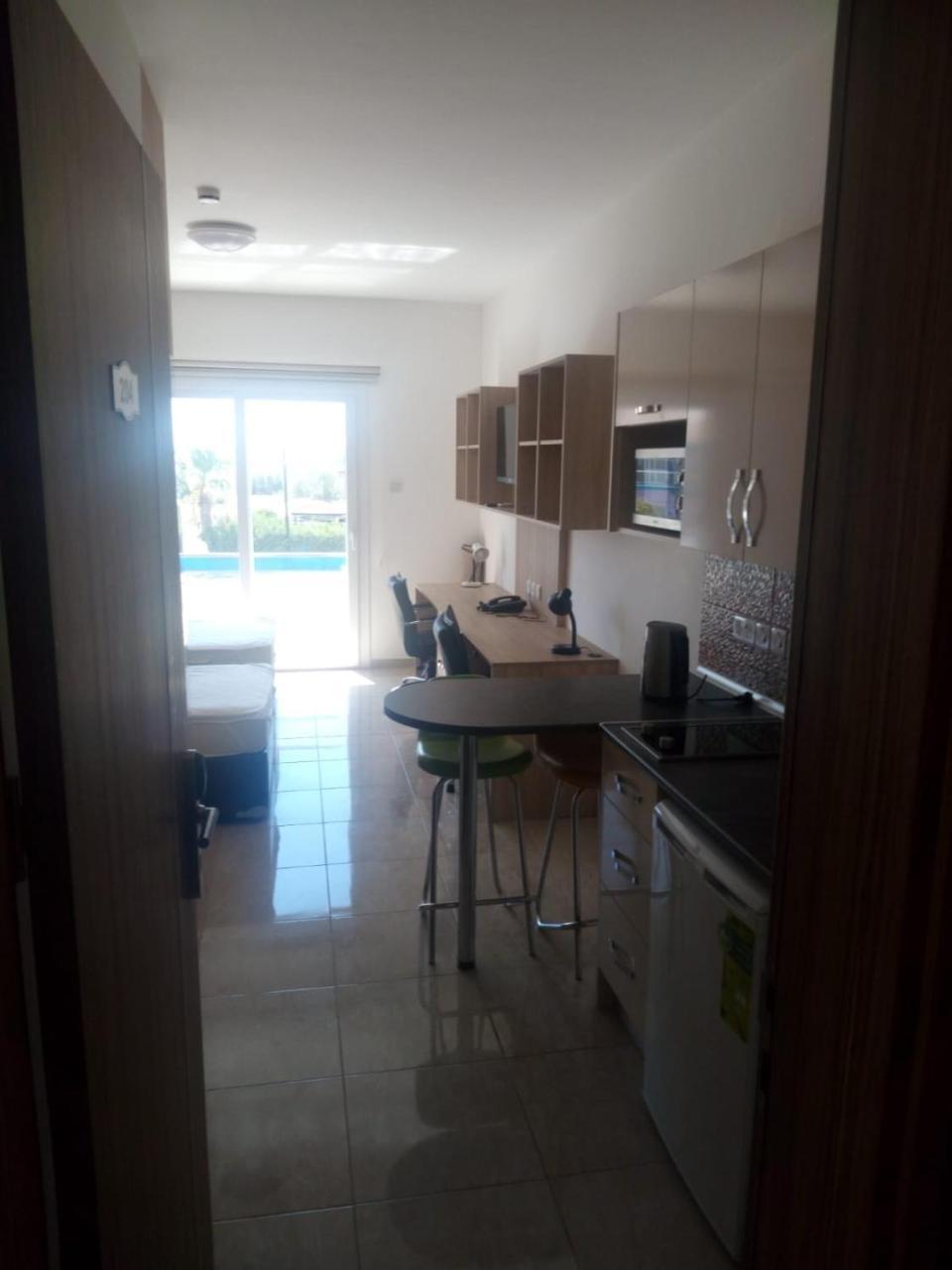 Aa+ Rezidance Motel Nicosia Ngoại thất bức ảnh
